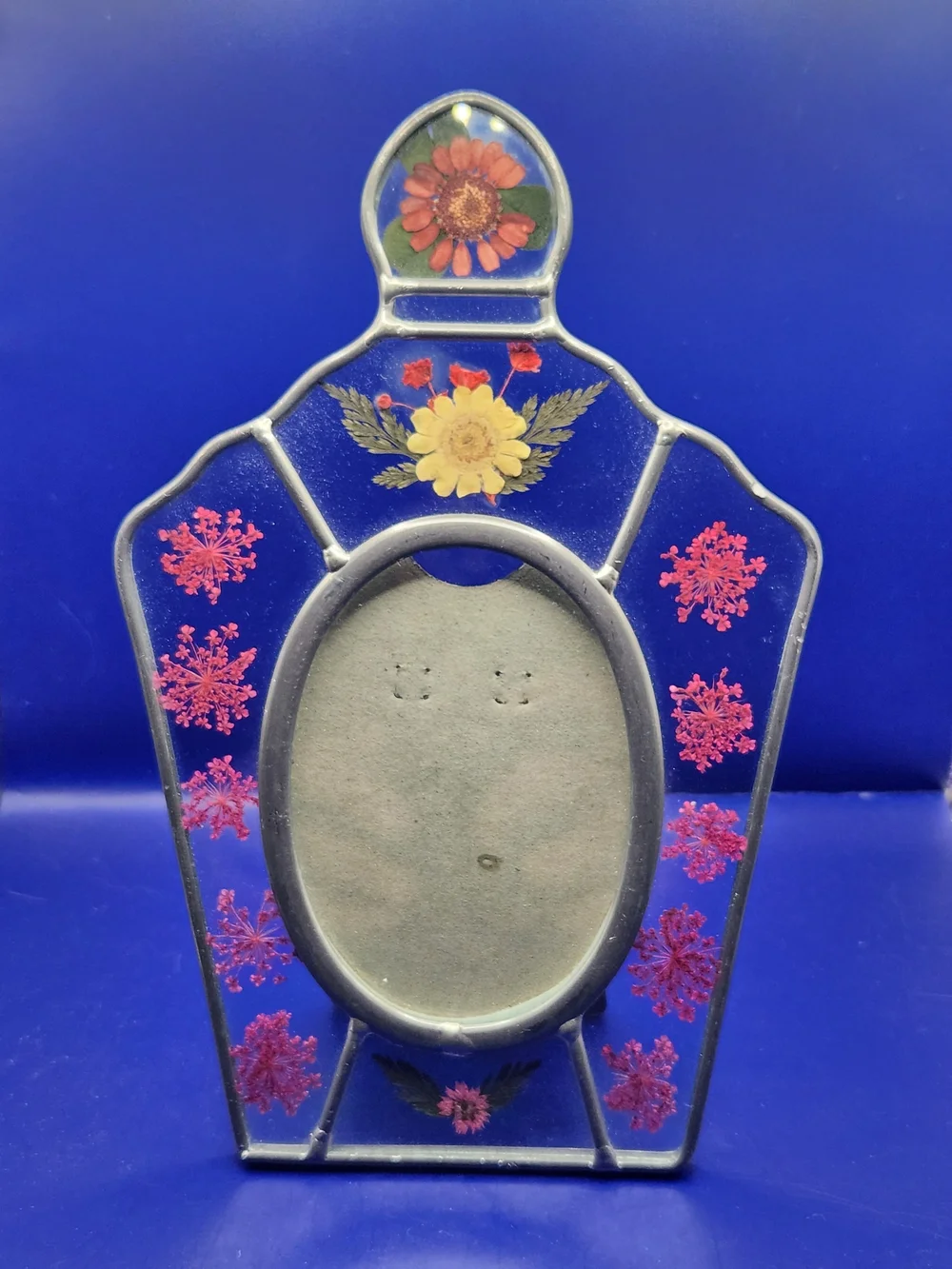 Vintage French Country Style Glass Photo Frame W/Pressed Flowers & Pewter Finish